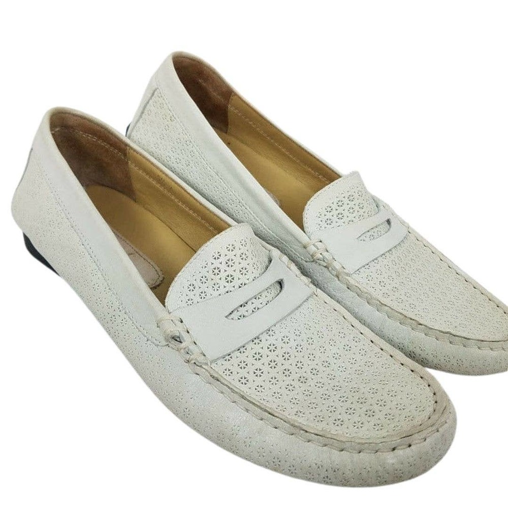 VanEli Loafer Flats Ivory White 9.5 Driving Shoes Moccasin Perforated Leather